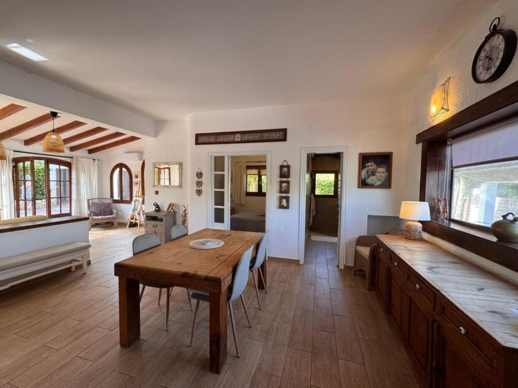 2 bed finca in Benitachell