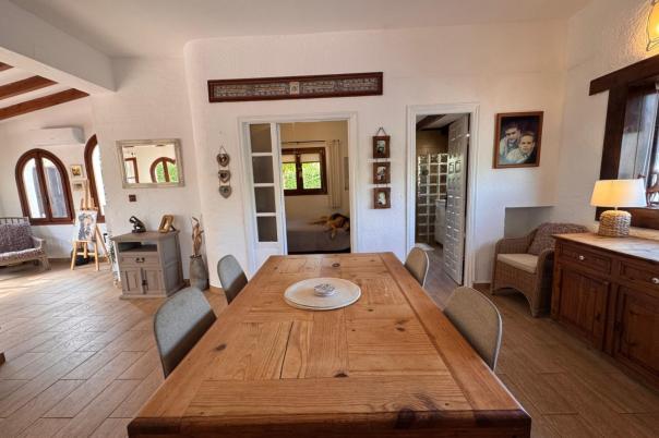 2 bed finca in Benitachell