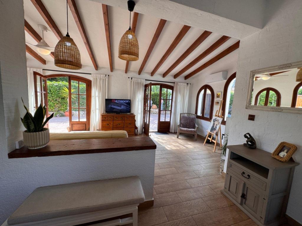 2 bed finca in Benitachell