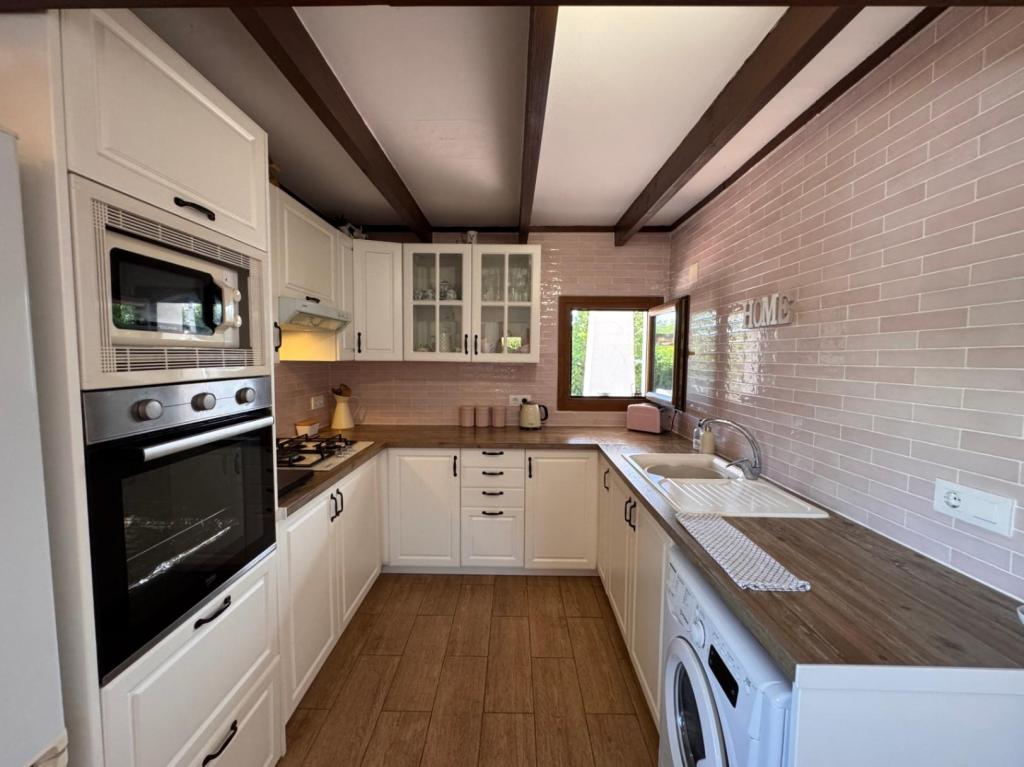 2 bed finca in Benitachell