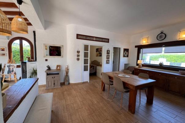 2 bed finca in Benitachell