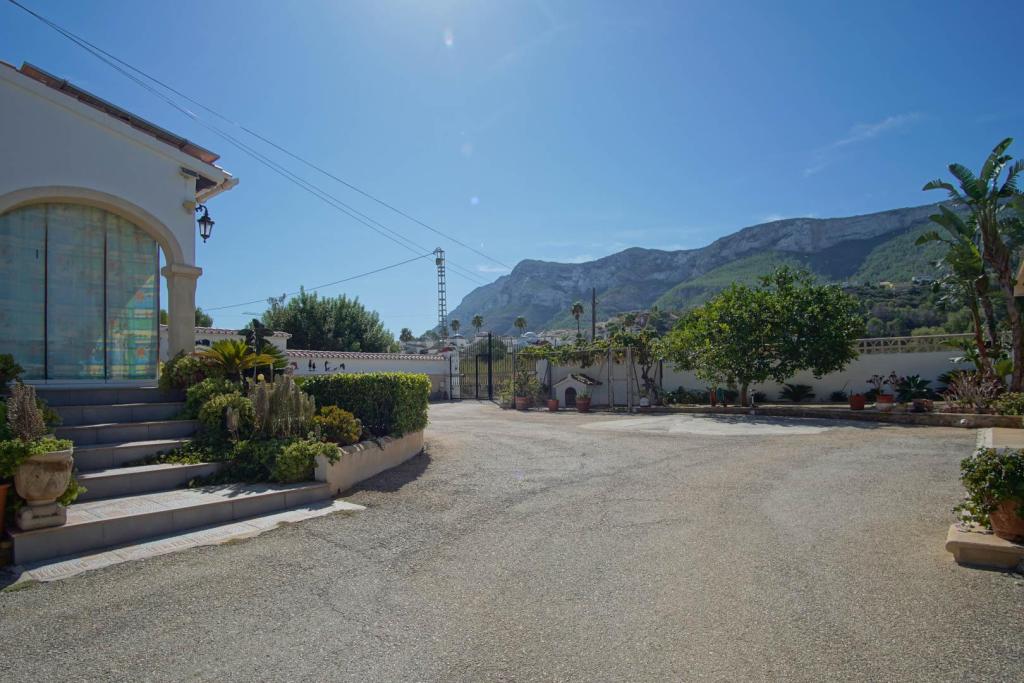 4 bed villa in Denia