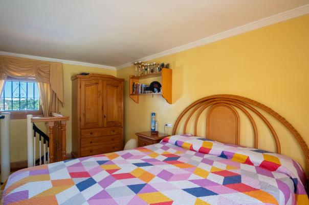 4 bed villa in Denia