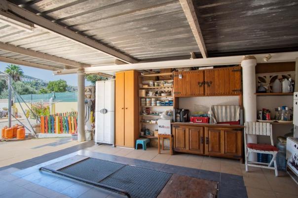 4 bed villa in Denia