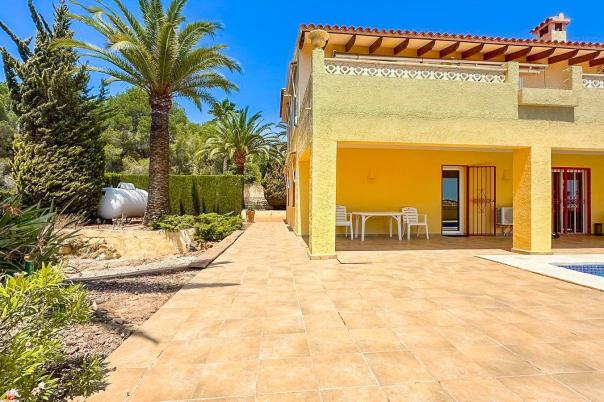 4 bed villa in Alfaz del Pi