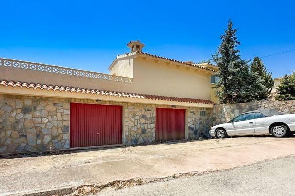4 bed villa in Alfaz del Pi