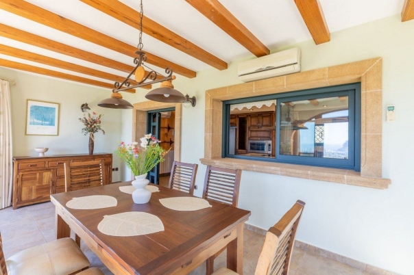 5 bed casa / chalet in Benissa