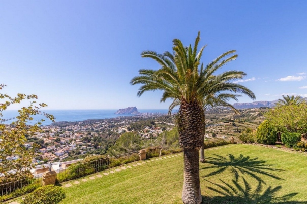 5 bed casa / chalet in Benissa