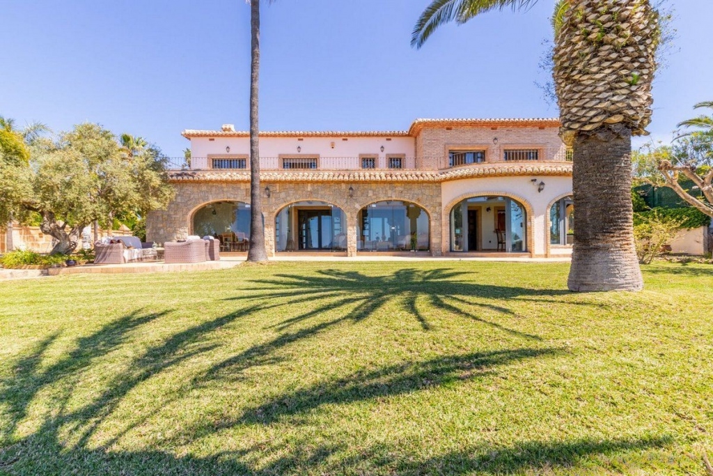 5 bed casa / chalet in Benissa