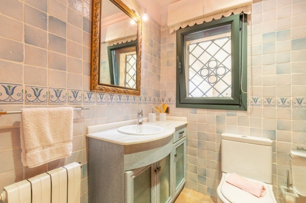 5 bed casa / chalet in Benissa