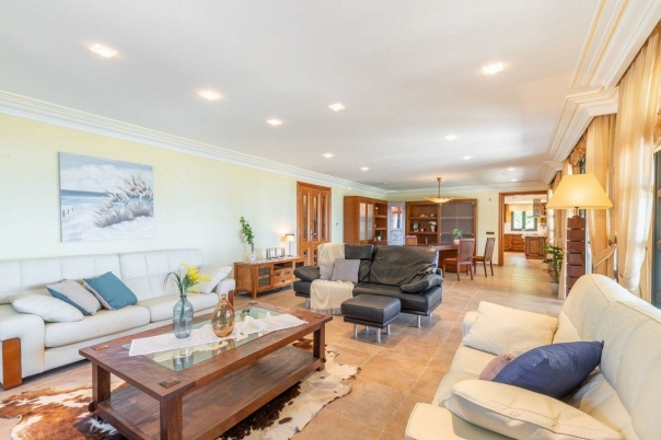 5 bed casa / chalet in Benissa