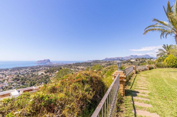 5 bed casa / chalet in Benissa