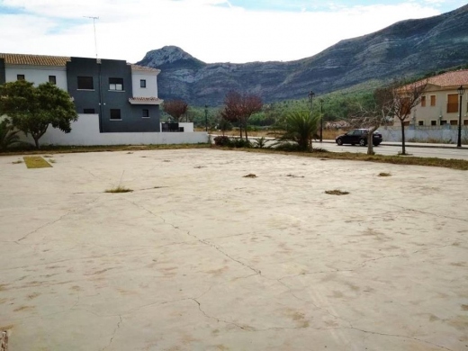 1 bed plot in Parcent