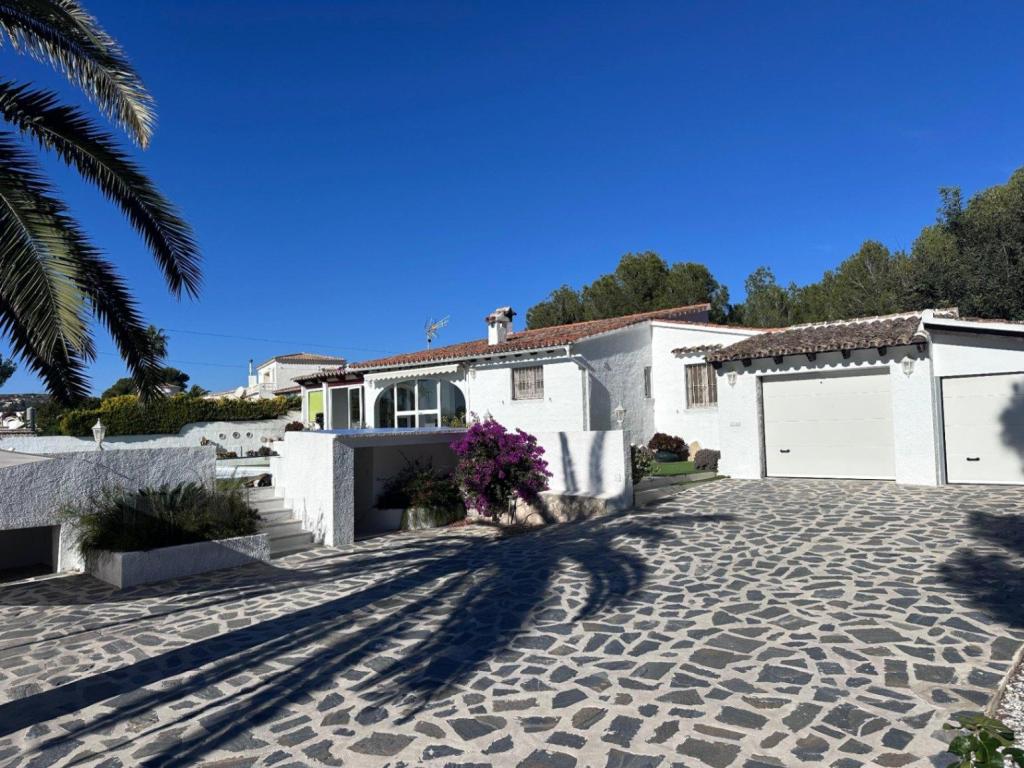 3 bed villa in Moraira