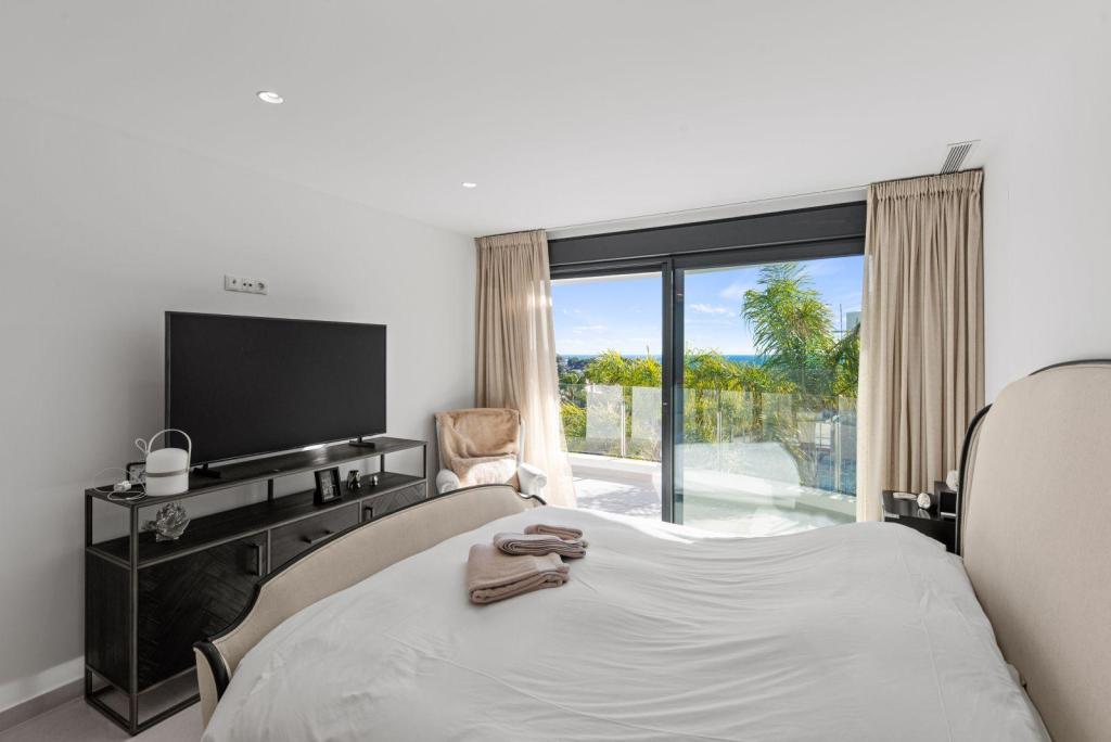 5 bed villa in Moraira