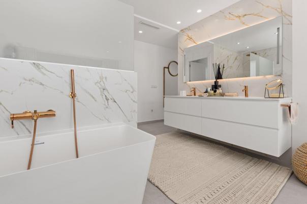 5 bed villa in Moraira