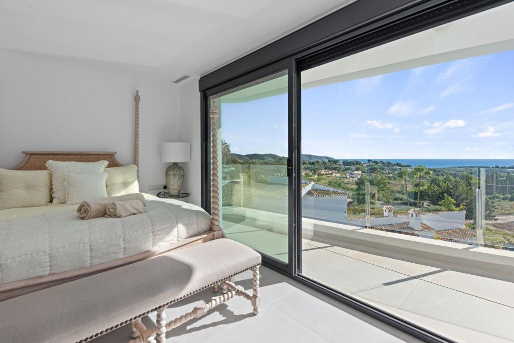 5 bed villa in Moraira