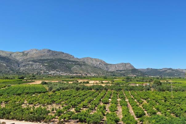 4 bed villa in Orba