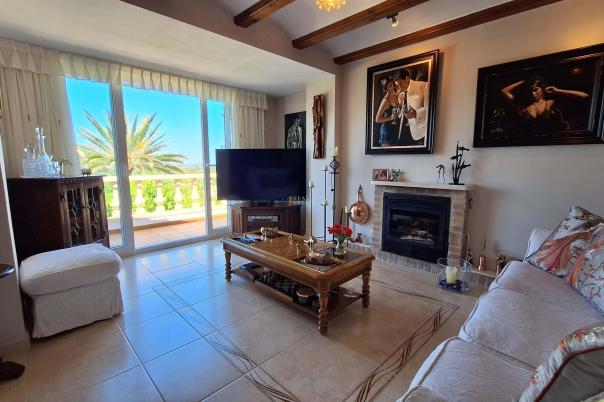 4 bed villa in Orba