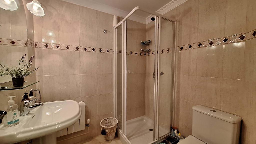 4 bed villa in Orba