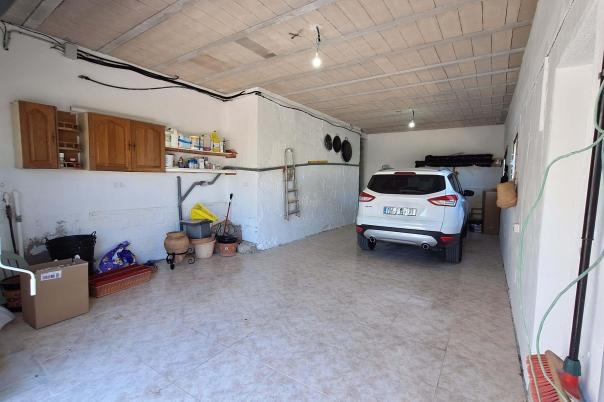 4 bed villa in Orba