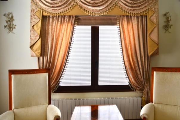 Lotus Interiors - Curtains, Blinds & Interior Design - The Art of Styling Windows