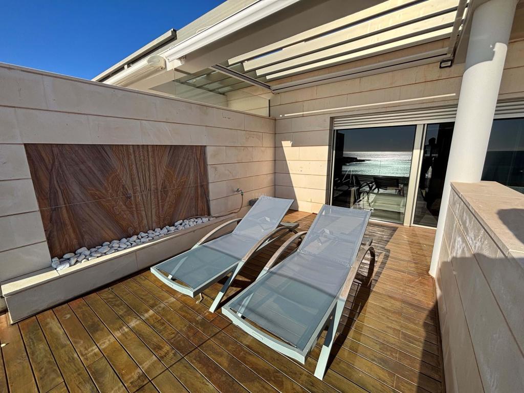 1 bed duplex apartment in Campello (el)