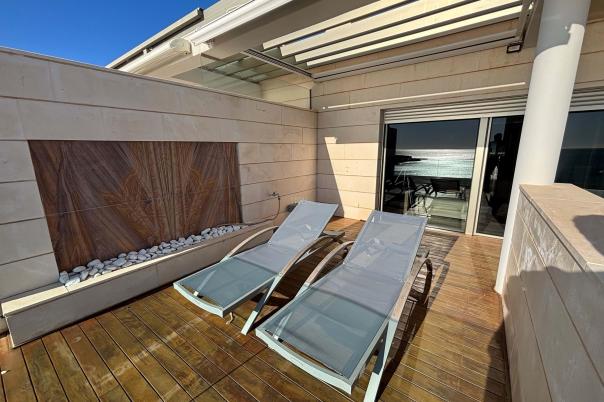 1 bed duplex apartment in Campello (el)