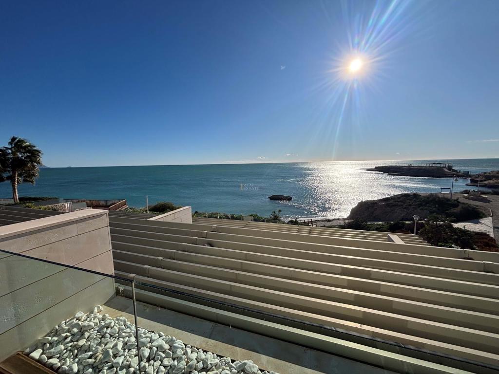 1 bed duplex apartment in Campello (el)