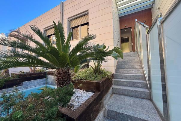 1 bed duplex apartment in Campello (el)