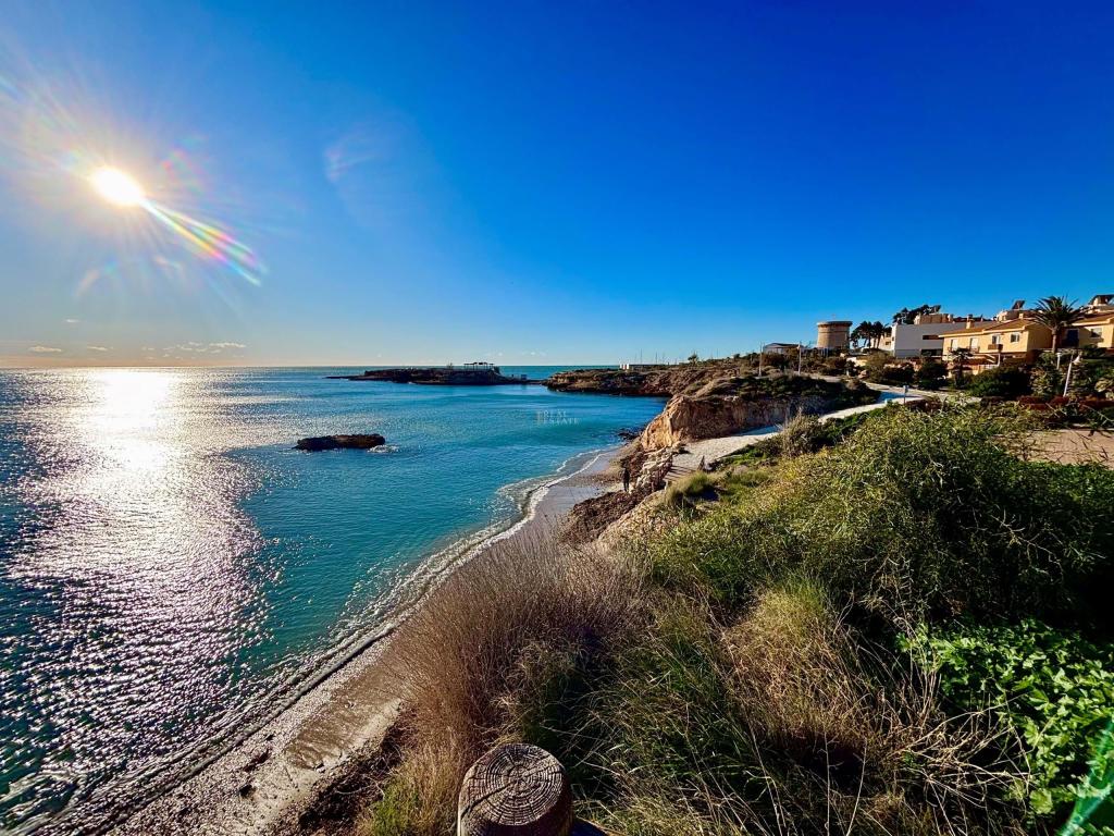 1 bed duplex apartment in Campello (el)