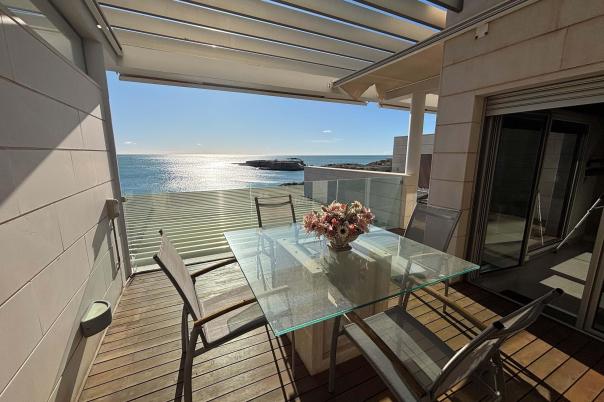 1 bed duplex apartment in Campello (el)