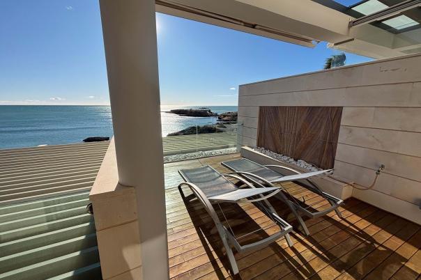 1 bed duplex apartment in Campello (el)