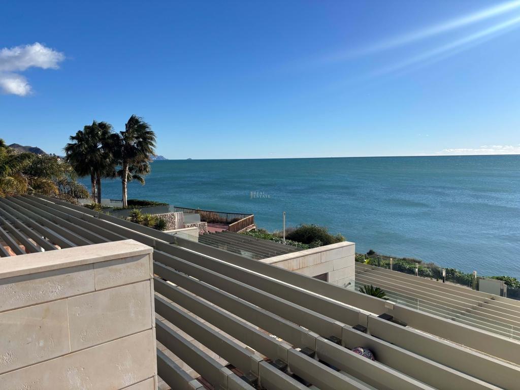 1 bed duplex apartment in Campello (el)