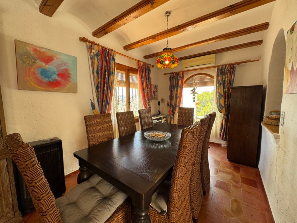 4 bed bungalow in Benitachell