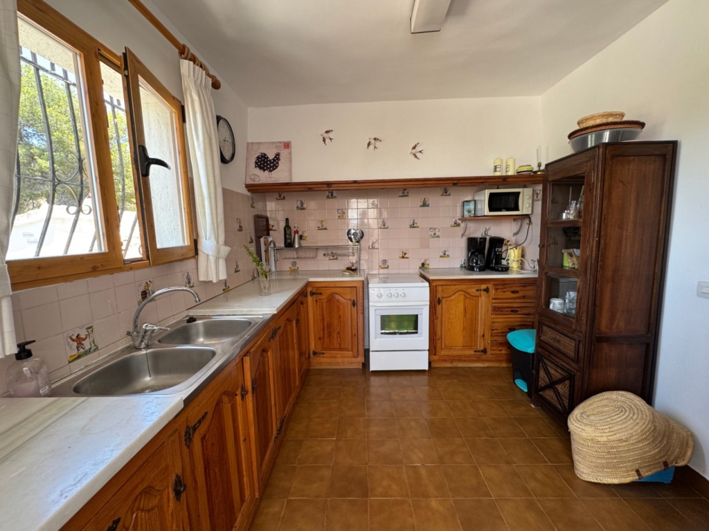 4 bed bungalow in Benitachell