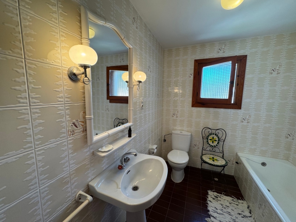 4 bed bungalow in Benitachell