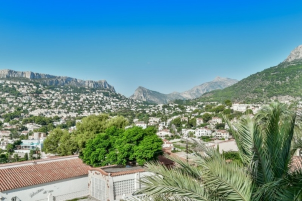 6 bed villa in Calpe