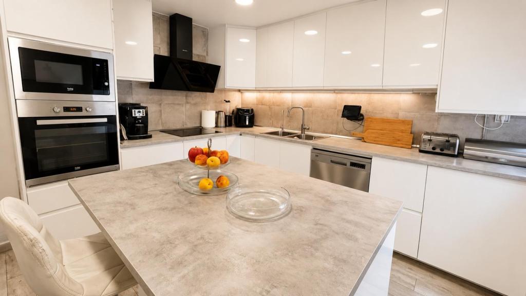 4 bed apartments - flats in Altea