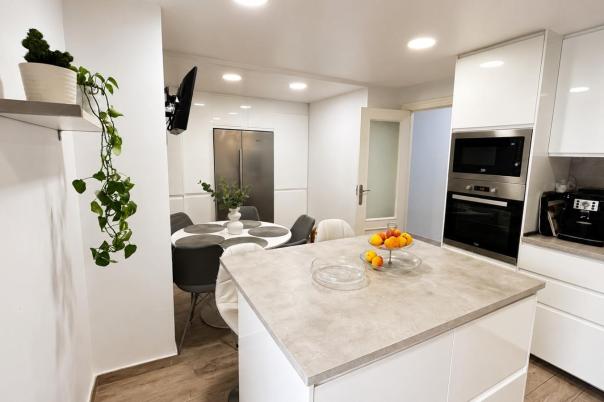 4 bed apartments - flats in Altea