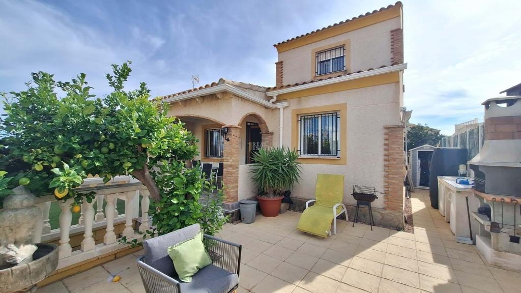 3 bed villa in Polop