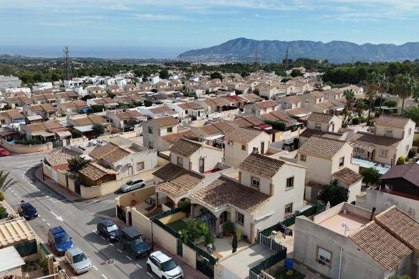 3 bed villa in Polop