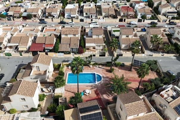 3 bed villa in Polop