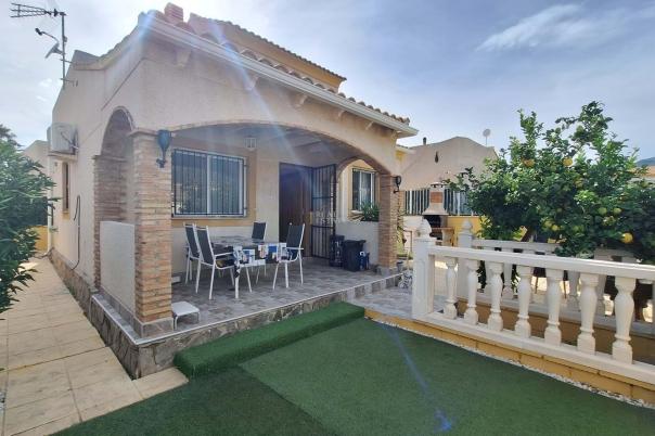 3 bed villa in Polop