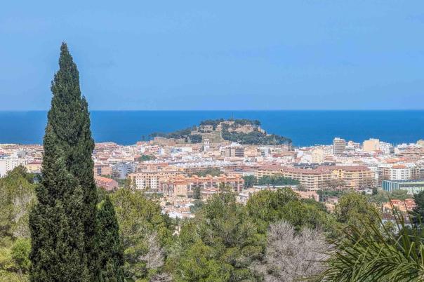 3 bed villa in Denia