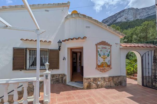 3 bed villa in Denia