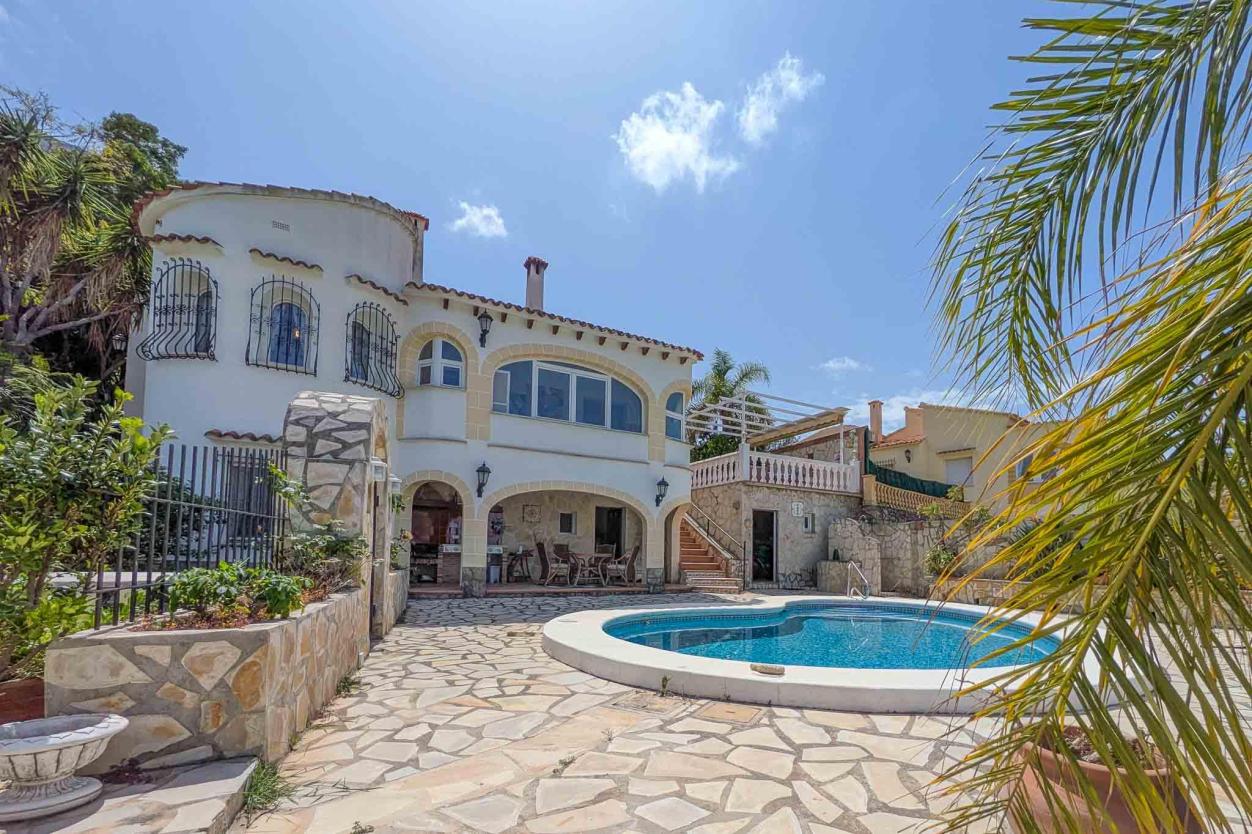 3 bed villa in Denia