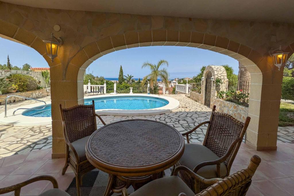 3 bed villa in Denia
