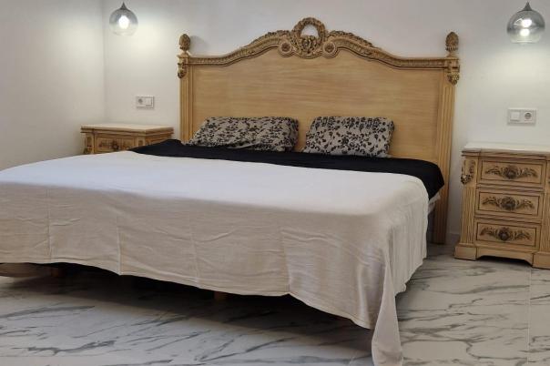 5 bed villas in Calpe / Calp