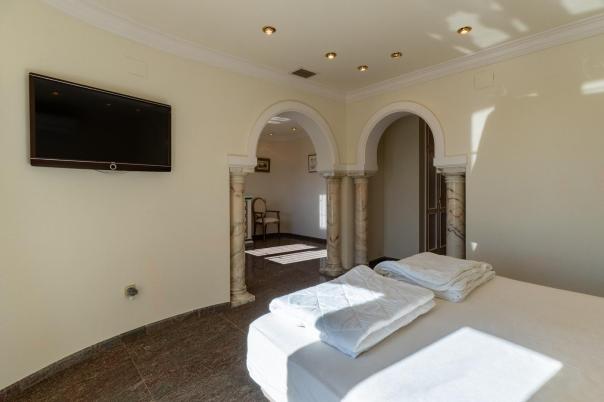 5 bed villa in Benissa